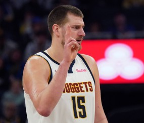 kaiyun-芬奇：约基奇太难防了 老实说没有哪种防守方式能真正限制住他