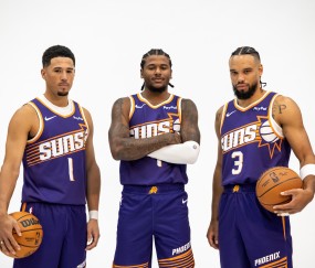 云开体育-火箭媒体人：太阳同一天损失了格林和布克 最糟糕的事莫过于此